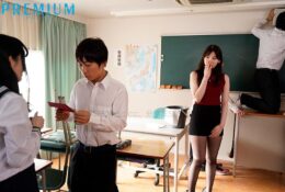 CHINASES SUB PRED-296 中出しで誘う先生に彼女がいるのに童貞を奪われたボク…。 香椎花乃